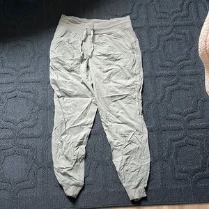 Lululemon dance studio jogger 28” inseam